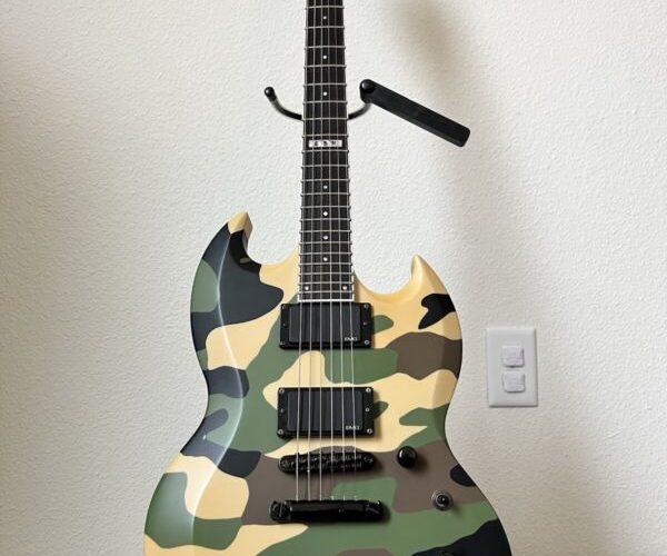 ESP Standard Viper - Camo - Made In Japan